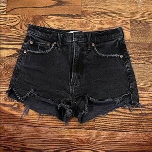 Abercrombie high rise mom Shorts